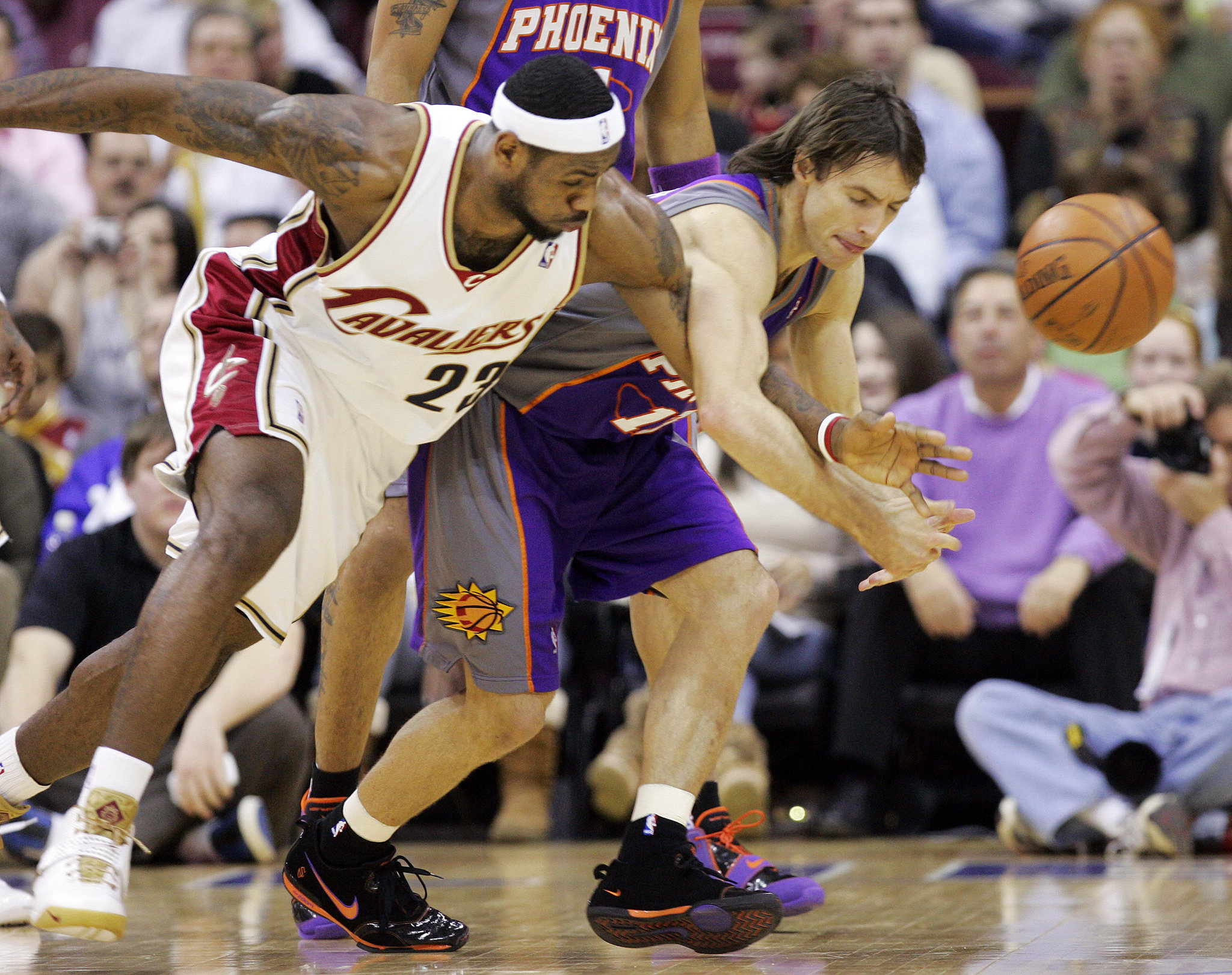 Read more about the article AMARE STOUDEMIRE: STEVE NASH’S SUNS WOULD’VE HAD ‘GREAT CHANCE’ VS. LEBRON’S CAVS IN ’07 NBA FINALS, NO THANKS TO TIM DONAGHY